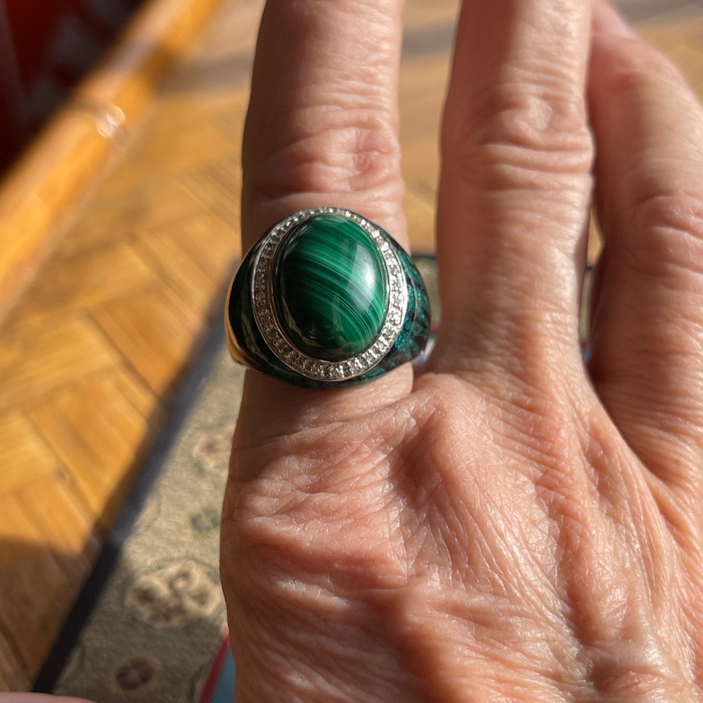 Beautiful malachite & enamel ring w/crystals bezel - Picture 8 of 8